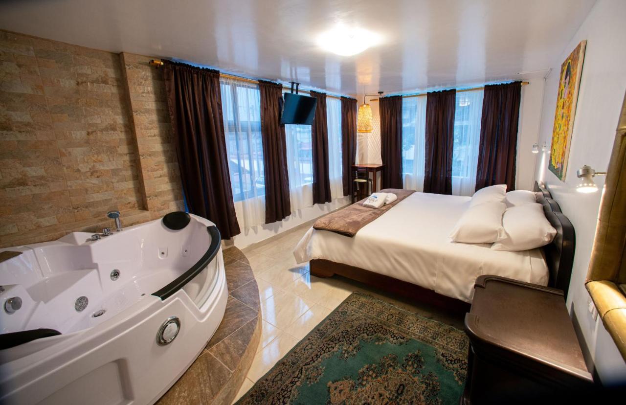Hotel De Mi Pueblo Баньос Экстерьер фото