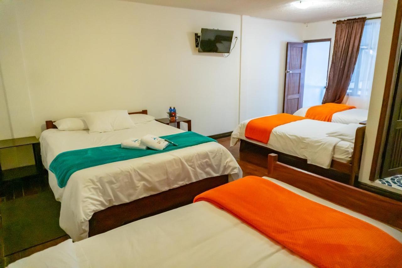 Hotel De Mi Pueblo Баньос Экстерьер фото